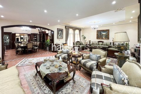 فيلا في فيلات, دبي 6 غرف نوم , 790 م² رقم 43291 - صورة 2