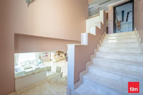 Villa à Dubai, 5 chambres, 740 m², № 50781 - photo 8
