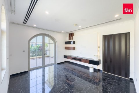 Villa à Dubai, 5 chambres, 740 m², № 50781 - photo 14