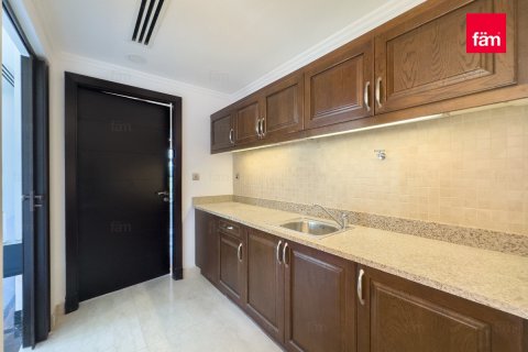 Villa à Dubai, 5 chambres, 740 m², № 50781 - photo 6