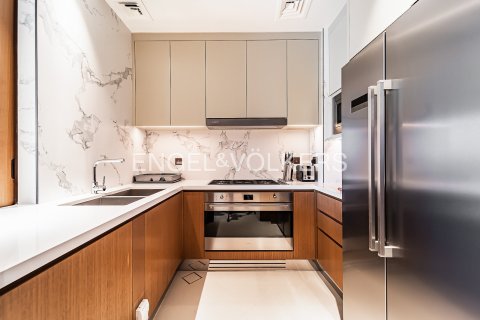 Купить квартиру в Даунтаун Дубай (Даунтаун Бурдж Дубай), Дубай: 3 спальни, 146м², № 97234 - фото 10