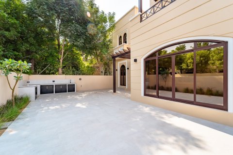 Villa en Mudon, Dubai, 4 dormitorios, 371 m², № 97243 - foto 27