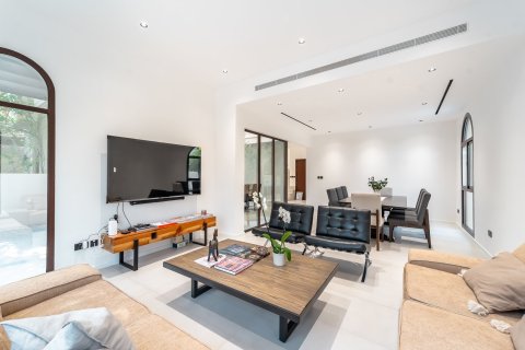 Villa en Mudon, Dubai, 4 dormitorios, 371 m², № 97243 - foto 7