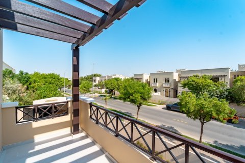 Villa en Mudon, Dubai, 4 dormitorios, 371 m², № 97243 - foto 24