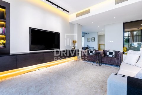 Villa in DAMAC Hills (Akoya by DAMAC), Dubai 4 bedrooms, 415 sq.m. № 66325 - photo 22