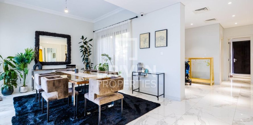 Villa in DAMAC Hills (Akoya by DAMAC), Dubai 4 bedrooms, 415 sq.m. № 66325