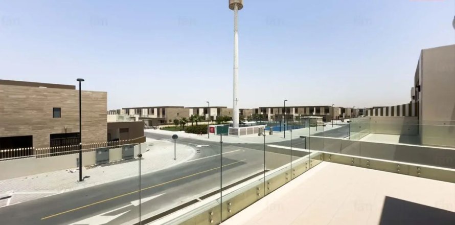Townhouse in Dubai 4 bedrooms, 187.2 sq.m. № 110589