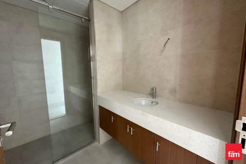 Apartment in Al Furjan, Dubai 2 bedrooms, 119.3 sq.m. № 110590 - photo 11