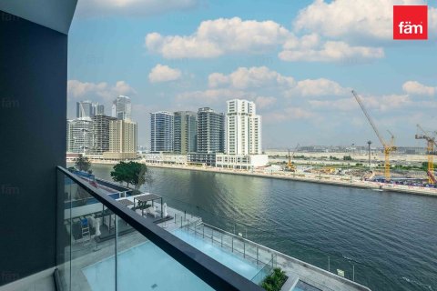 Apartment in Business Bay, Dubai 51 sq.m. № 47102 - photo 1