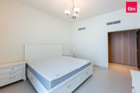 Villa in Meydan, Dubai 4 bedrooms, 187.2 sq.m. № 40223 - photo 6