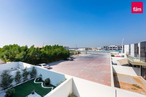 Villa in Meydan, Dubai 4 bedrooms, 187.2 sq.m. № 40223 - photo 13