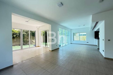 Villa en Jumeirah Park, Dubai, 4 dormitorios, 510 m², № 22110 - foto 7