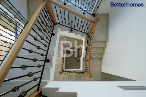 Villa en Jumeirah Park, Dubai, 4 dormitorios, 510 m², № 22110 - foto 24