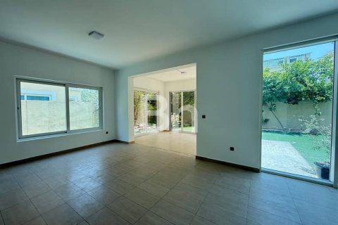 Villa en Jumeirah Park, Dubai, 4 dormitorios, 510 m², № 22110 - foto 5