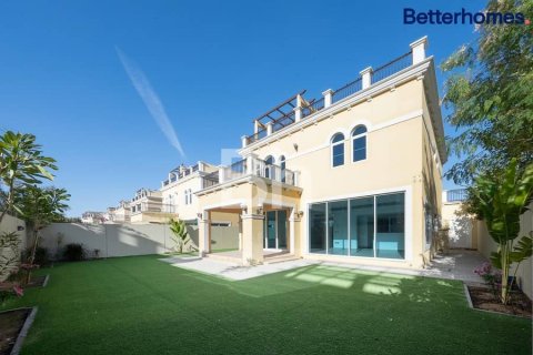Villa en Jumeirah Park, Dubai, 4 dormitorios, 510 m², № 22110 - foto 1