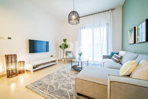 Appartement à Town Square, Dubai, 2 chambres, 82 m², № 22088 - photo 2