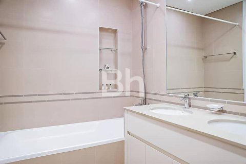 Appartement à Town Square, Dubai, 2 chambres, 82 m², № 22088 - photo 12