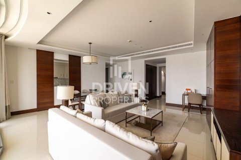 Apartment in The Address Sky View Towers, Downtown Dubai (Downtown Burj Dubai), Dubai 3 bedrooms, 187.57 sq.m. № 128591 - photo 2