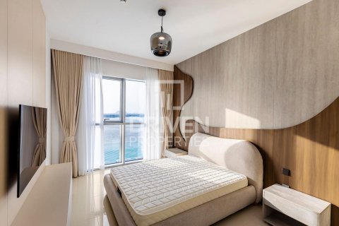 Apartment in EMAAR Beachfront, Dubai Harbour, Dubai 2 bedrooms, 111.3 sq.m. № 128588 - photo 6