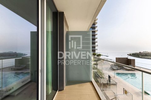 Apartment in EMAAR Beachfront, Dubai Harbour, Dubai 2 bedrooms, 111.3 sq.m. № 128588 - photo 12