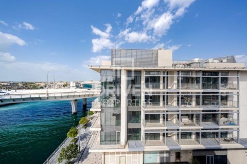 Apartment in Al Wasl, Dubai 3 bedrooms, 164.44 sq.m. № 128599 - photo 20