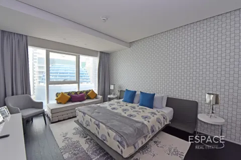 Apartment in DAMAC HEIGHTS in Dubai Marina, Dubai 1 bedroom, 64 sq.m. № 62986 - photo 6