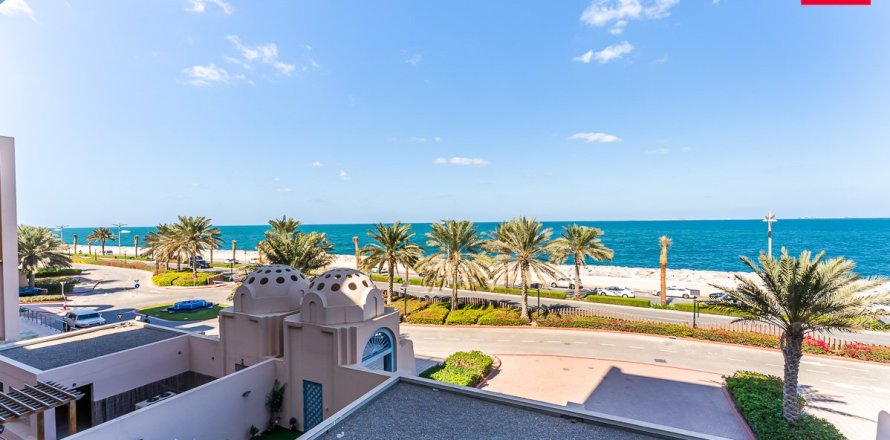 Apartamento en Palm Jumeirah, Dubai, 2 dormitorios, 141.2 m², № 23528