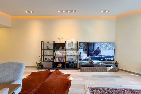 Apartment in Barsha Heights (Tecom), Dubai 2 bedrooms, 121 sq.m. № 15580 - photo 3