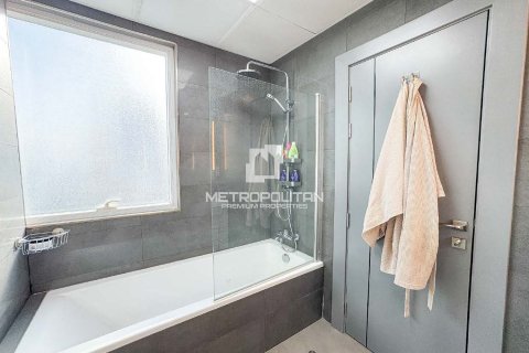 Apartment in Barsha Heights (Tecom), Dubai 2 bedrooms, 121 sq.m. № 15580 - photo 14
