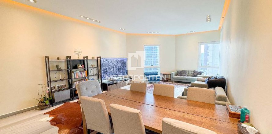 Apartment in Barsha Heights (Tecom), Dubai 2 bedrooms, 121 sq.m. № 15580