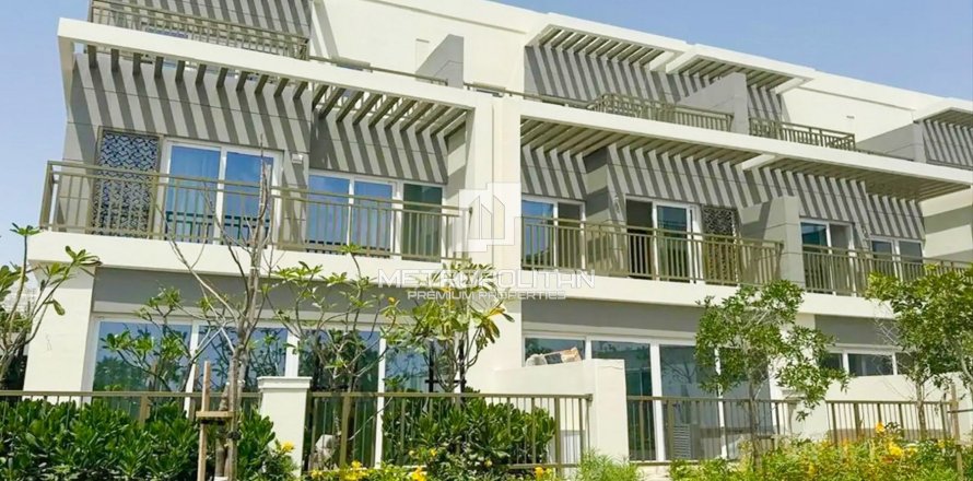 Maison de ville à DAMAC Hills (Akoya by DAMAC), Dubai, 4 chambres, 224 m², № 15575