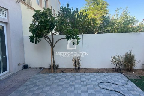 Adosado en The Springs, Dubai, 2 dormitorios, 173 m², № 8806 - foto 13