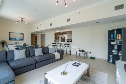 Apartment in Jumeirah Beach Residence, Dubai 2 bedrooms, 155 sq.m. № 8805 - photo 3