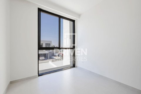Villa in The Valley, Dubai 3 bedrooms, 174.01 sq.m. № 138375 - photo 10