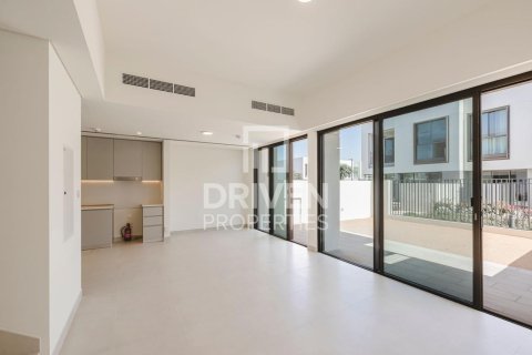 Villa in The Valley, Dubai 3 bedrooms, 174.01 sq.m. № 138375 - photo 3