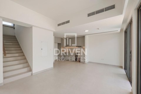 Villa in The Valley, Dubai 3 bedrooms, 174.01 sq.m. № 138375 - photo 4