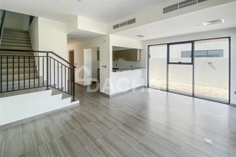 Купить таунхаус в DAMAC Hills (Akoya by DAMAC), Дубай: 4 спальни, 274.4м², № 6847 - фото 4