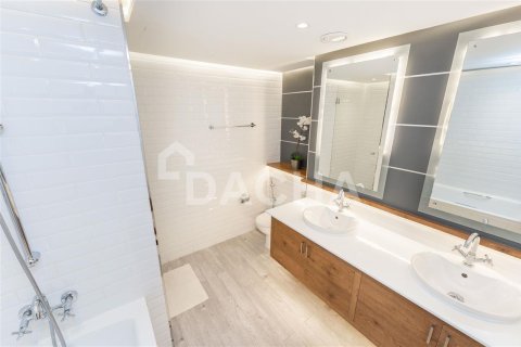 Apartamento en Dubai Marina, Dubai, 3 dormitorios, 204.8 m², № 6851 - foto 20