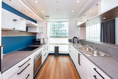 Apartamento en Dubai Marina, Dubai, 3 dormitorios, 204.8 m², № 6851 - foto 8