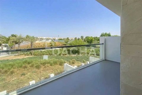 Townhouse in DAMAC Hills (Akoya by DAMAC), Dubai 4 bedrooms, 274.4 sq.m. № 6848 - photo 10
