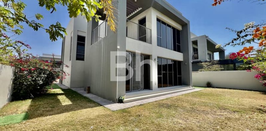 Вилла в Дубай Хилс Эстейт, Дубай, 4 спальни, 672м², № 22007