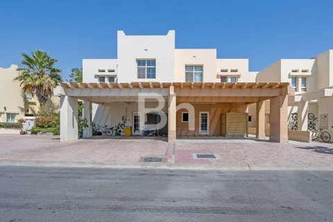 Villa en The Lakes, Dubai, 4 dormitorios, 264 m², № 22004 - foto 27