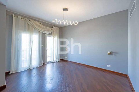 Villa en The Lakes, Dubai, 4 dormitorios, 264 m², № 22004 - foto 19