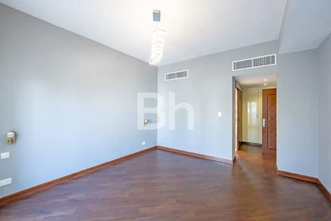 Villa en The Lakes, Dubai, 4 dormitorios, 264 m², № 22004 - foto 17