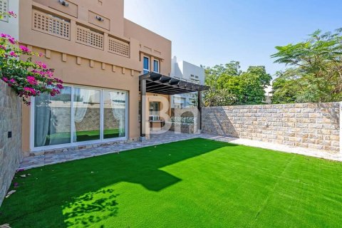 Villa en The Lakes, Dubai, 4 dormitorios, 264 m², № 22004 - foto 28