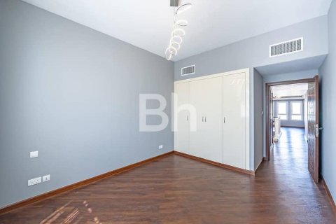 Villa en The Lakes, Dubai, 4 dormitorios, 264 m², № 22004 - foto 8