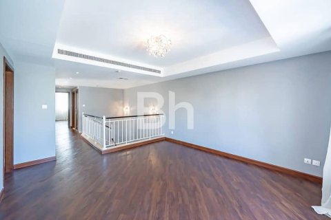 Villa en The Lakes, Dubai, 4 dormitorios, 264 m², № 22004 - foto 18