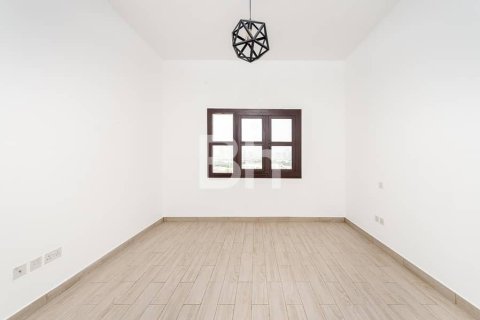 Купить квартиру в Джумейра Гольф Эстейтс, Дубай: 2 спальни, 127м², № 22010 - фото 3