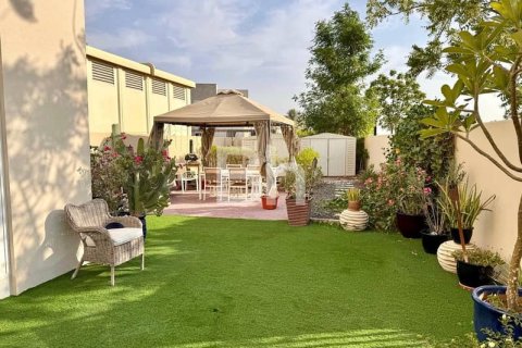 Apartamento en Dubai South (Dubai World Central), Dubai, 3 dormitorios, 274 m², № 22008 - foto 8