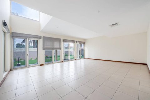 Villa à Arabian Ranches, Dubai, 5 chambres, 790 m², № 22006 - photo 9
